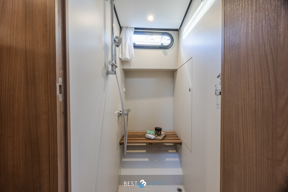 foto: 21 Linssen  40SL Sedan - 75 Years Anniversary Edition  