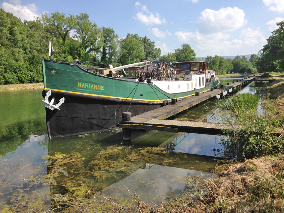 foto: 31 Katwijker 26.13 Varend Woonschip met CBB