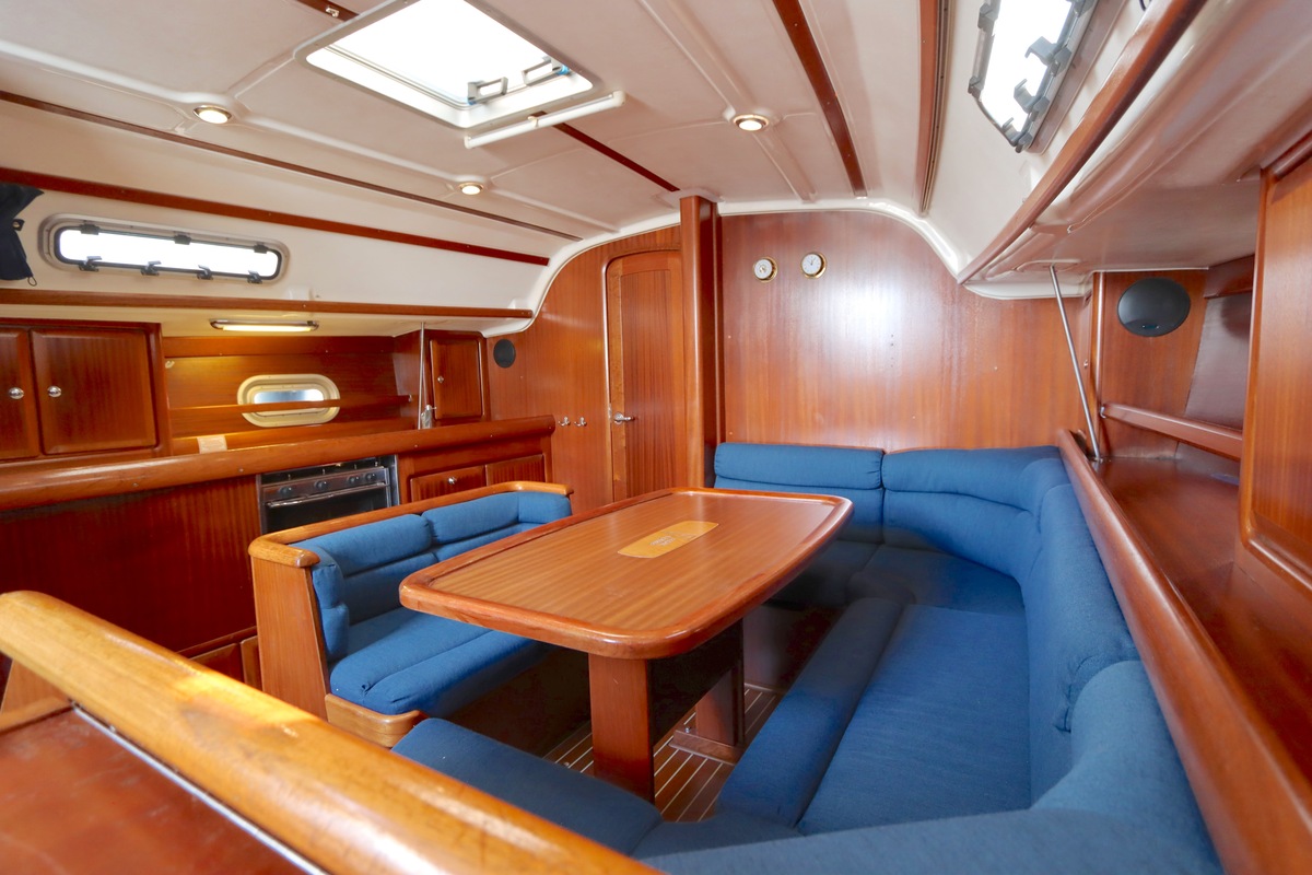 foto: 42 Bavaria  38-3 Cruiser