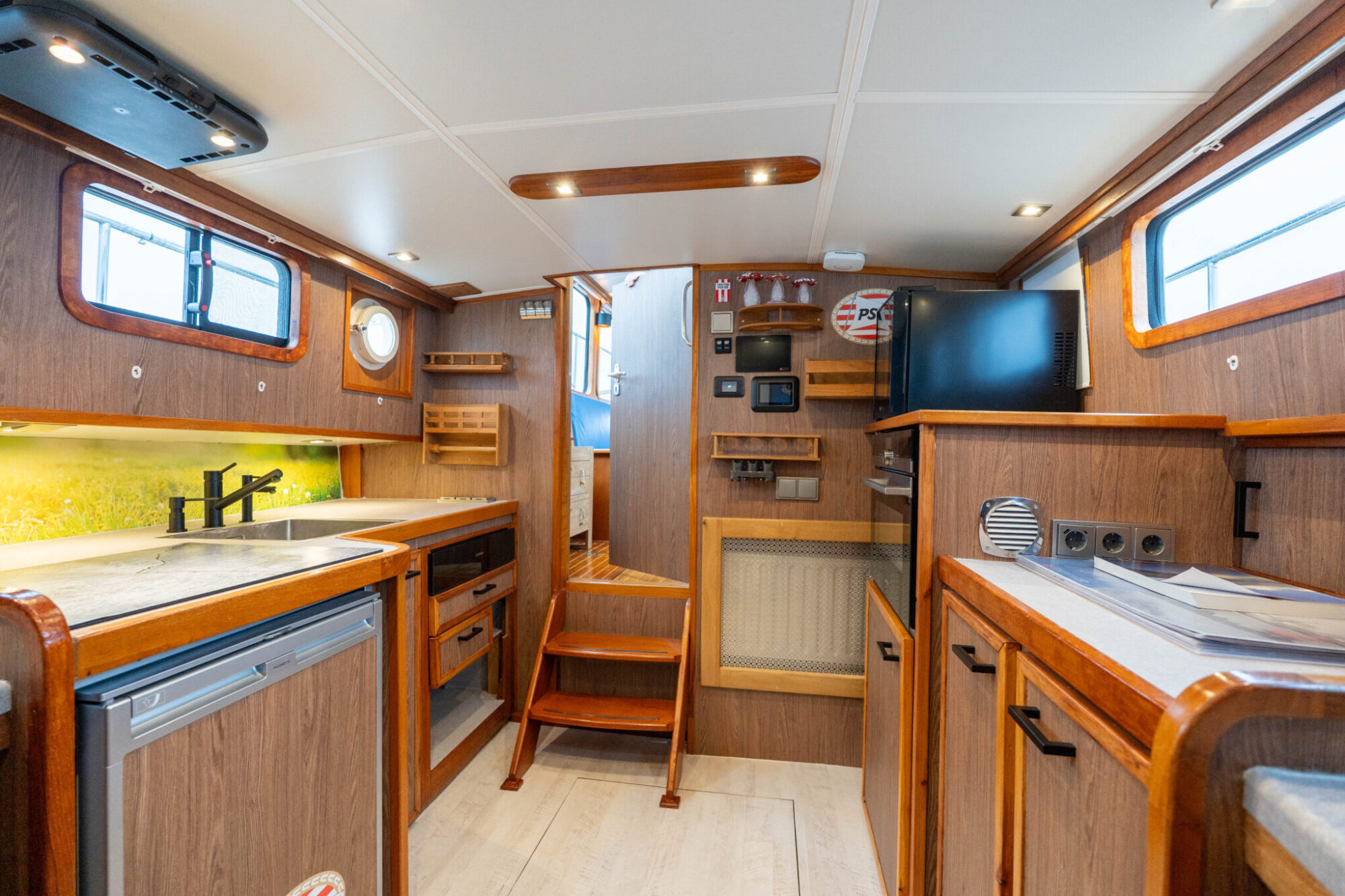 foto: 20 Kooiman Kooiman Spiegelkotter 13.50 AK