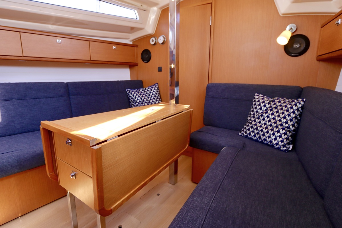 foto: 17 Bavaria 33 Cruiser