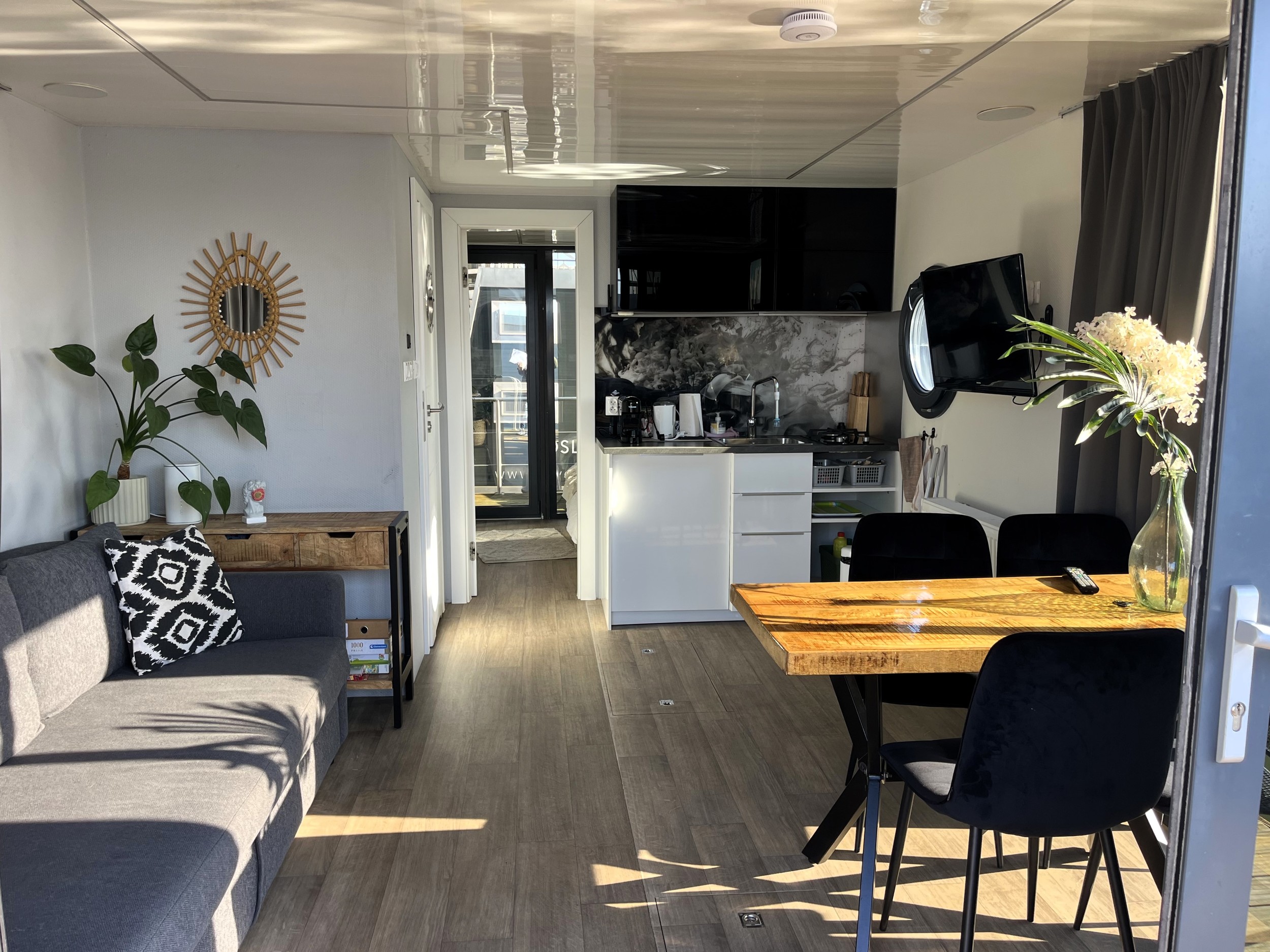 foto: 11 La Mare Apartboat (houseboat)