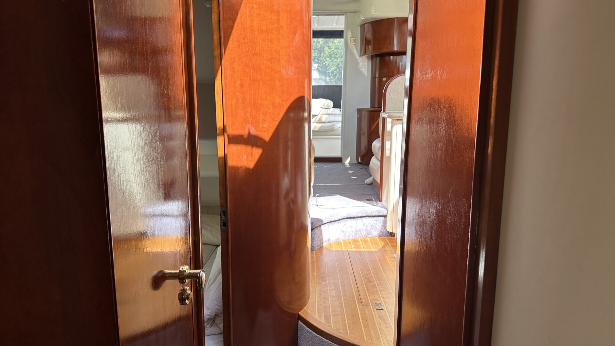 foto: 39 Fairline Fairline Phantom 40 Flybridge