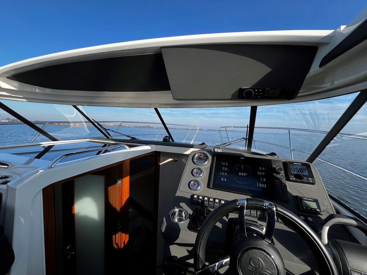 foto: 38 Marex 330 Scandinavia (2024)