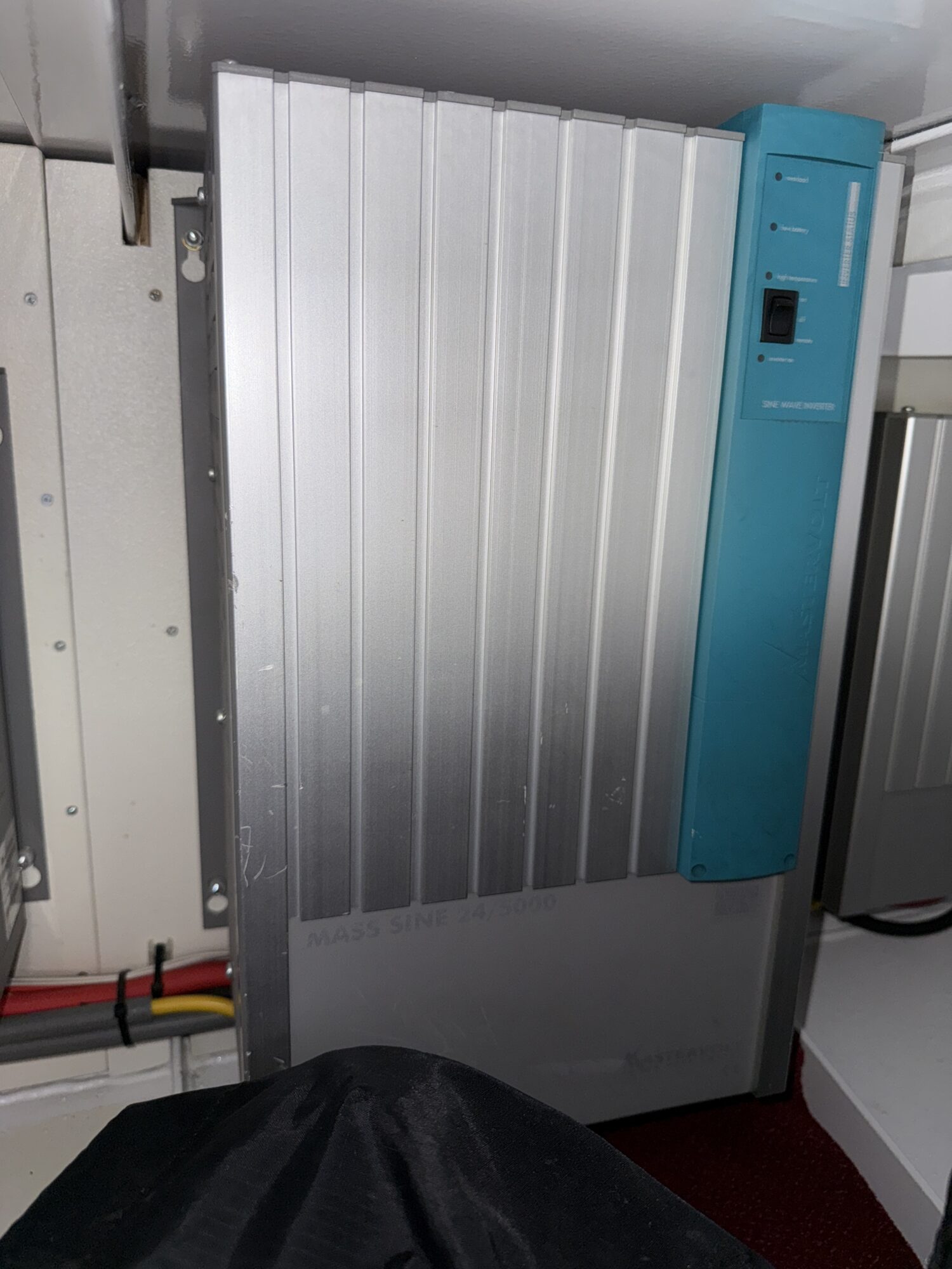 foto: 22 Tryvia Tryvia 1100 OK Cabrio Spiegeldeur