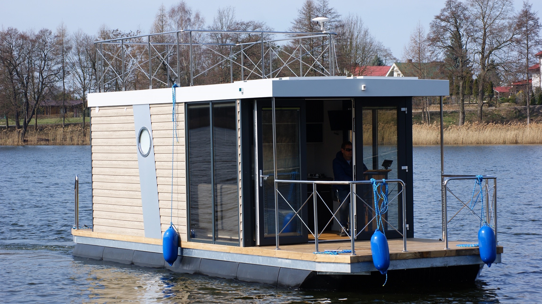 foto: 25 Campi 300 Houseboat