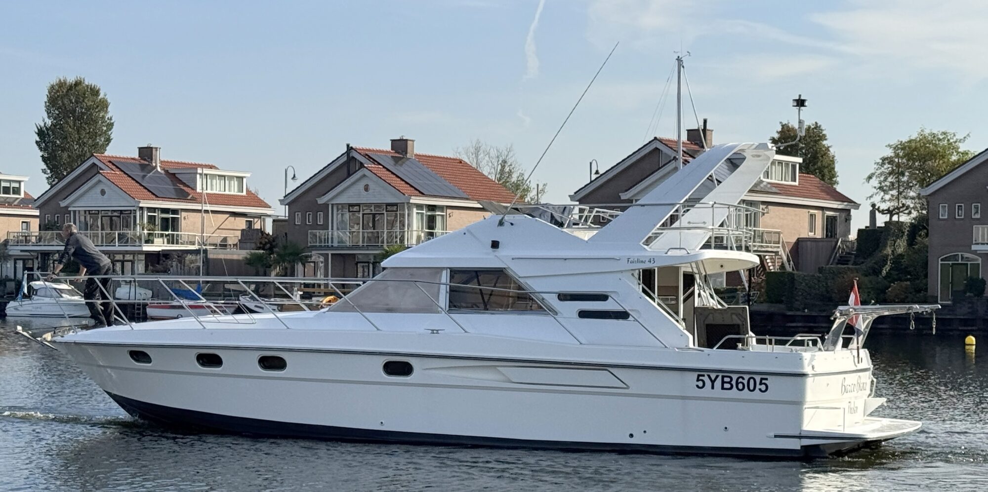foto: 9 Fairline Fairline 43 Flybridge
