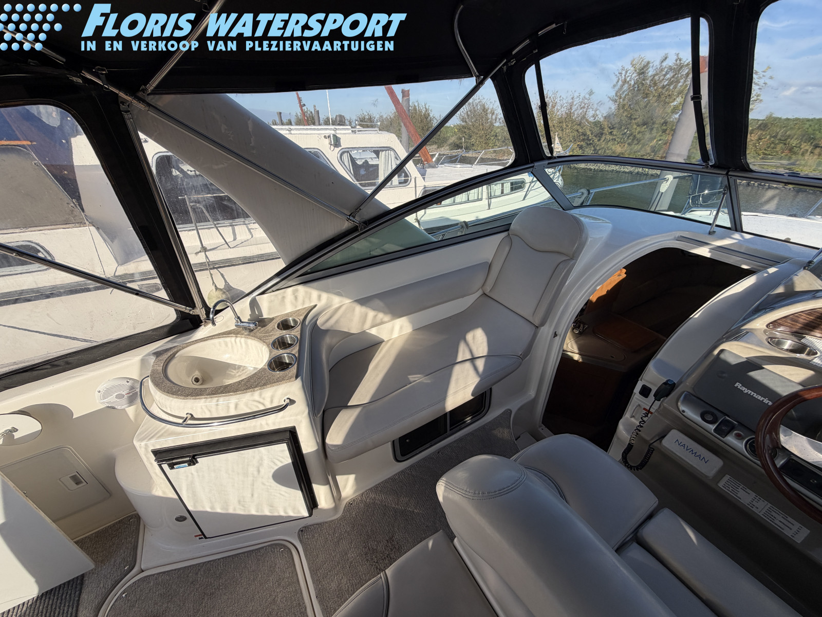 foto: 9 Larson Cabrio 274