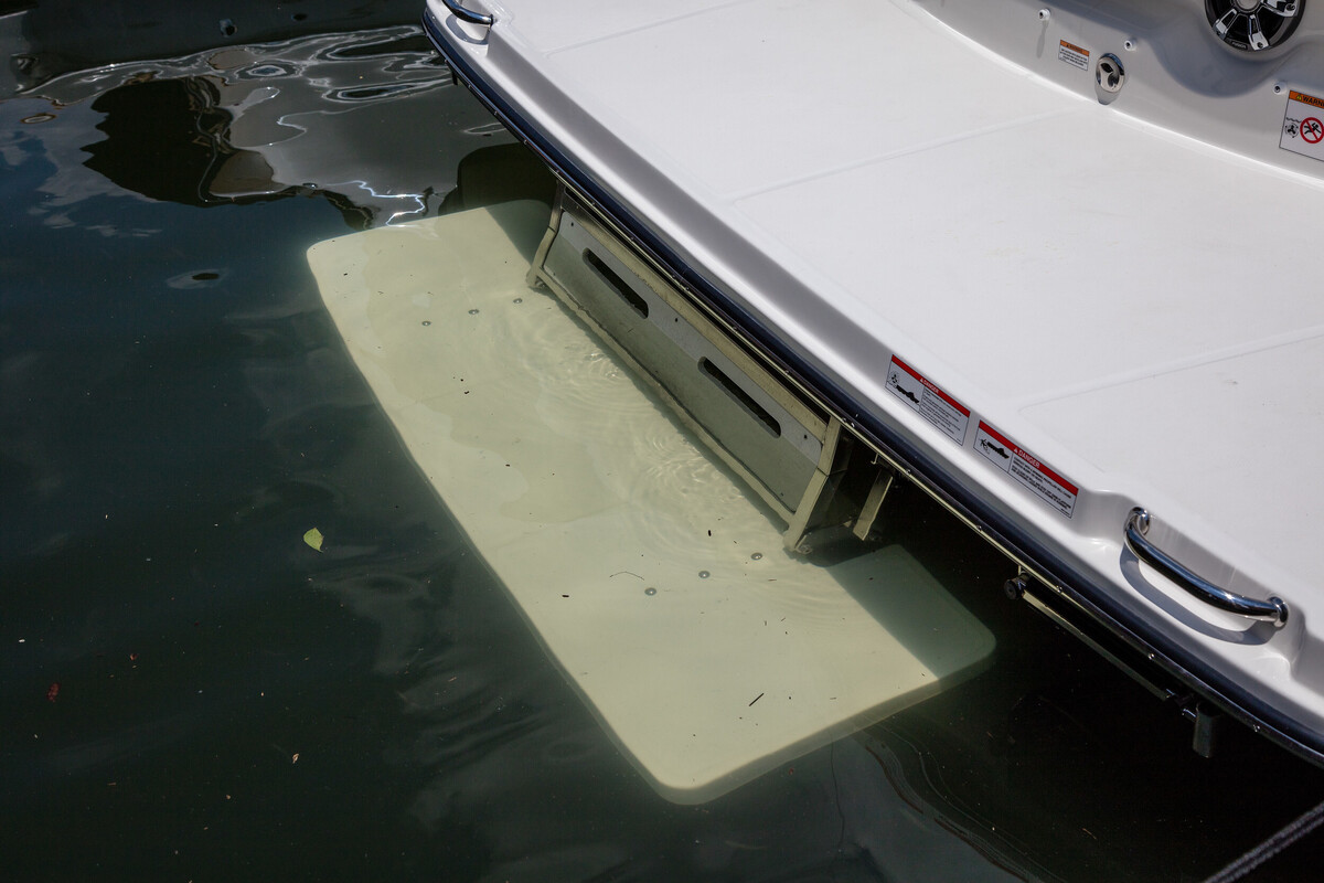 foto: 7 Sea Ray SLX 310 Outboard