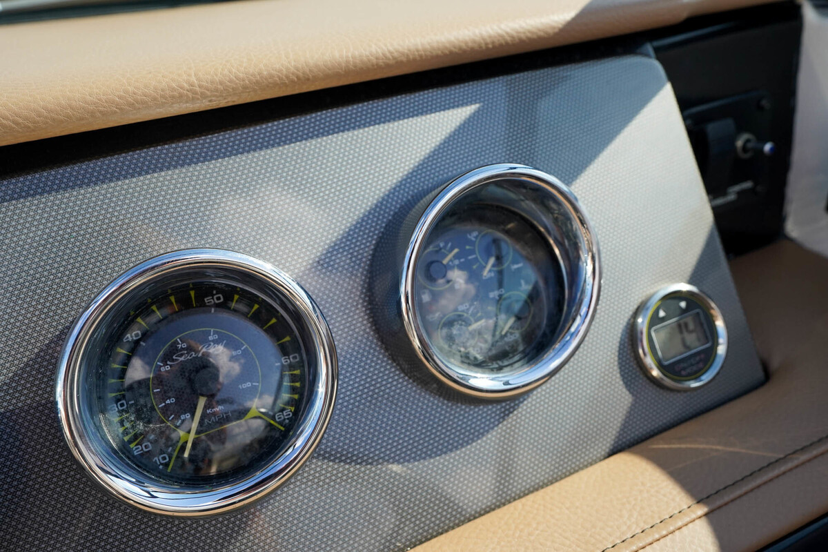 foto: 18 Sea Ray Sun Sport 230