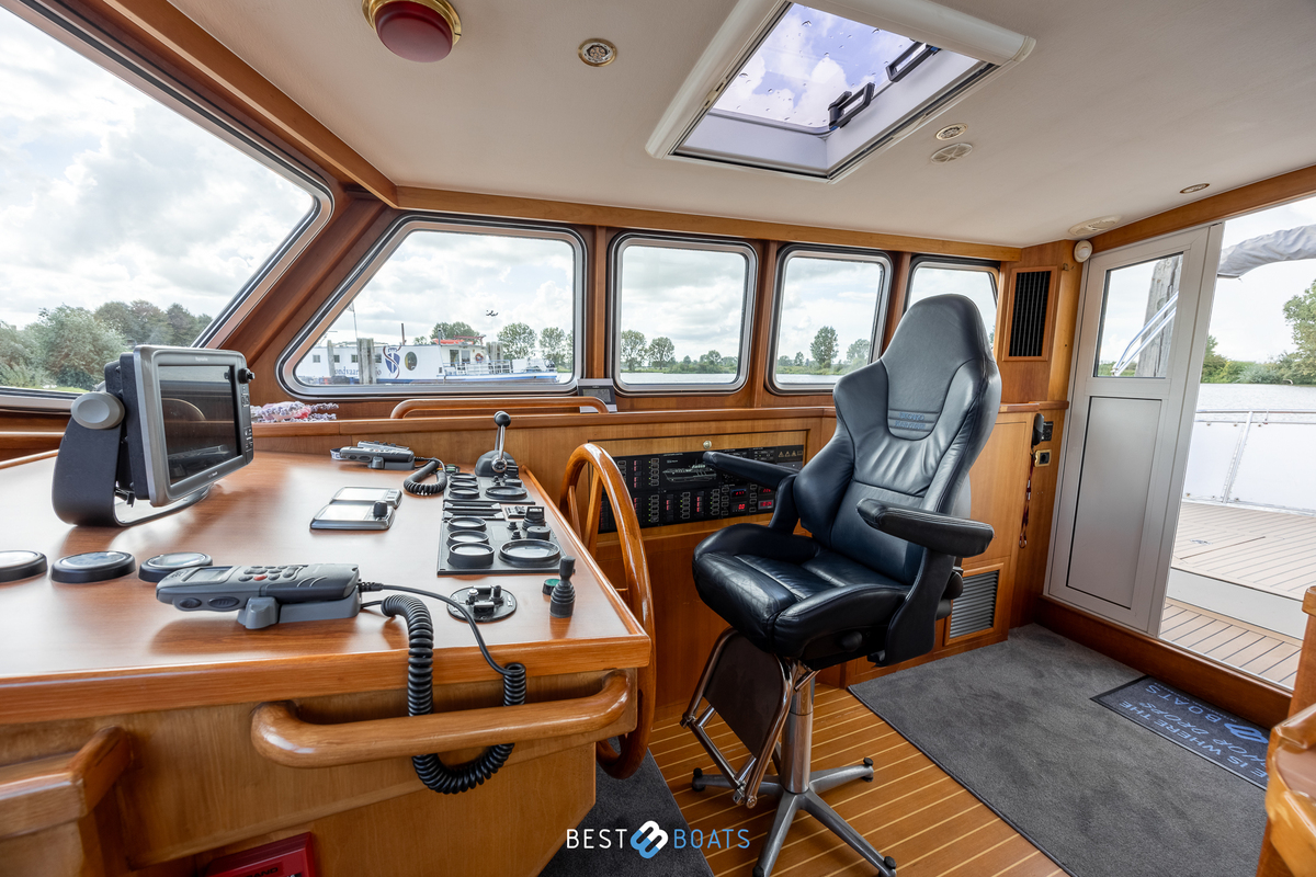 foto: 18 Pilot 50