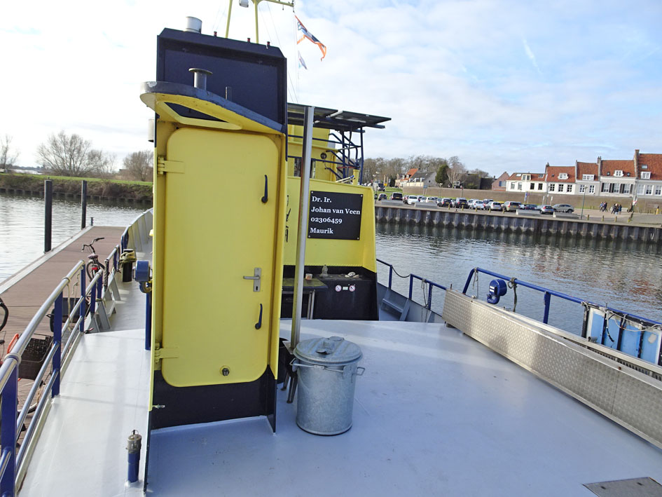 foto: 54 ex Rijkswaterstaat / Varend Woonschip 23.23, CBB Rijn