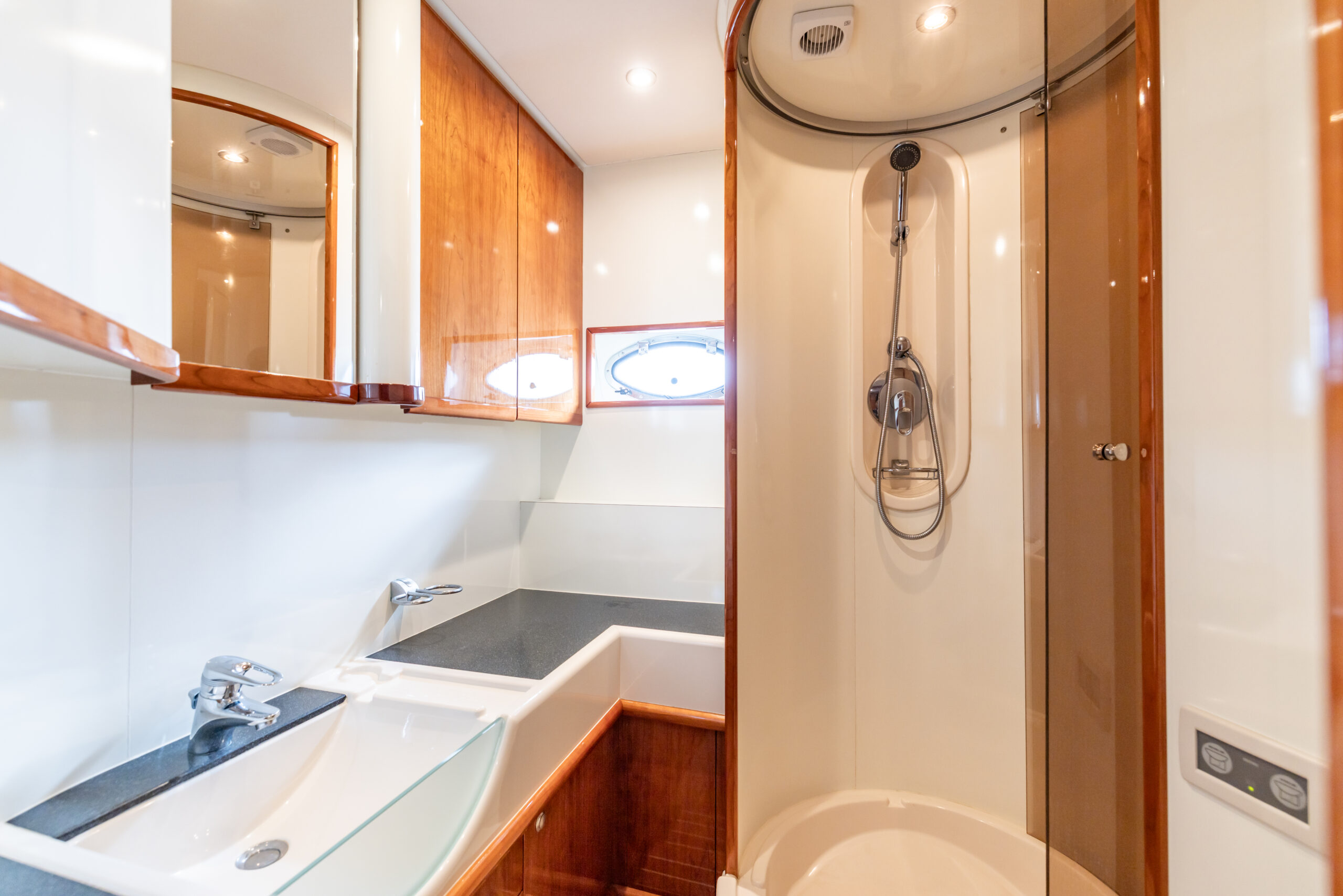 foto: 15 Neptunus 55 Sport #13 PACIFIC