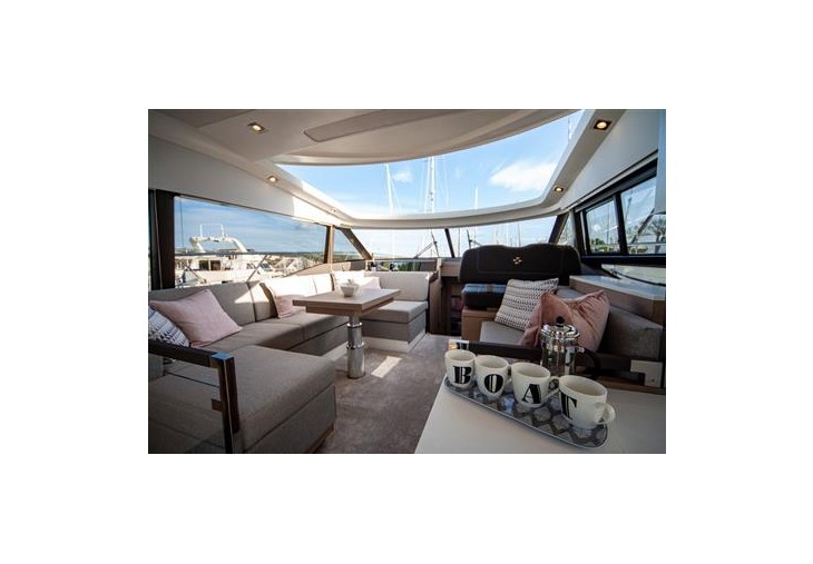 foto: 7 Prestige 460 Fly