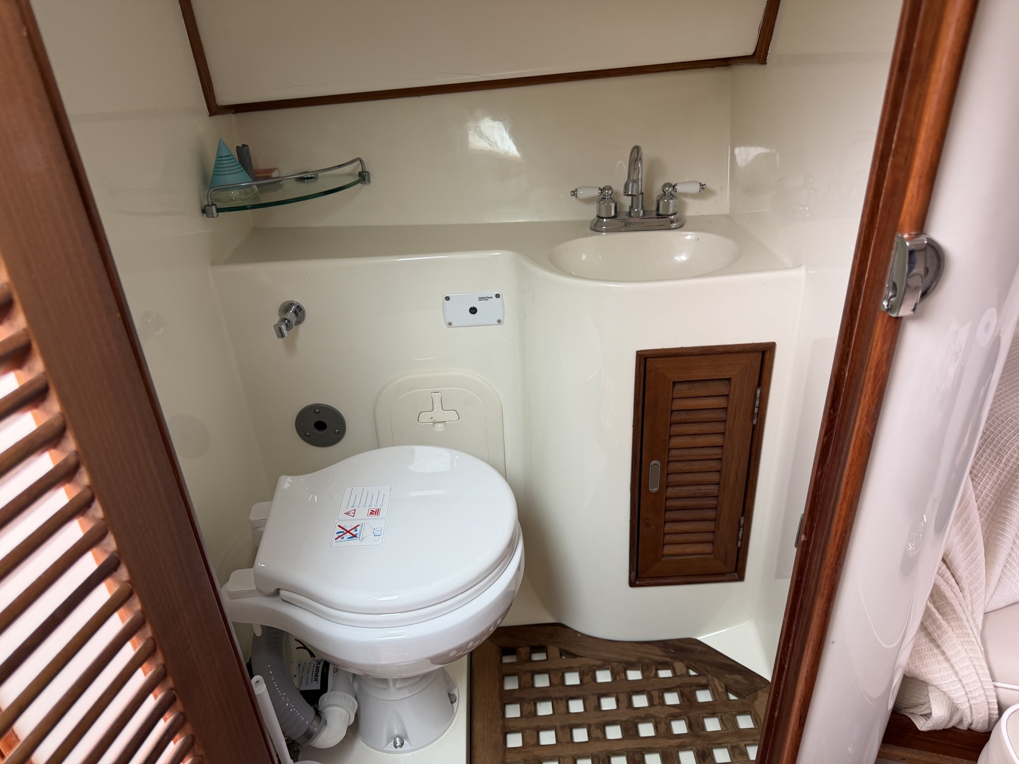 foto: 18 Long Island 33 Runabout