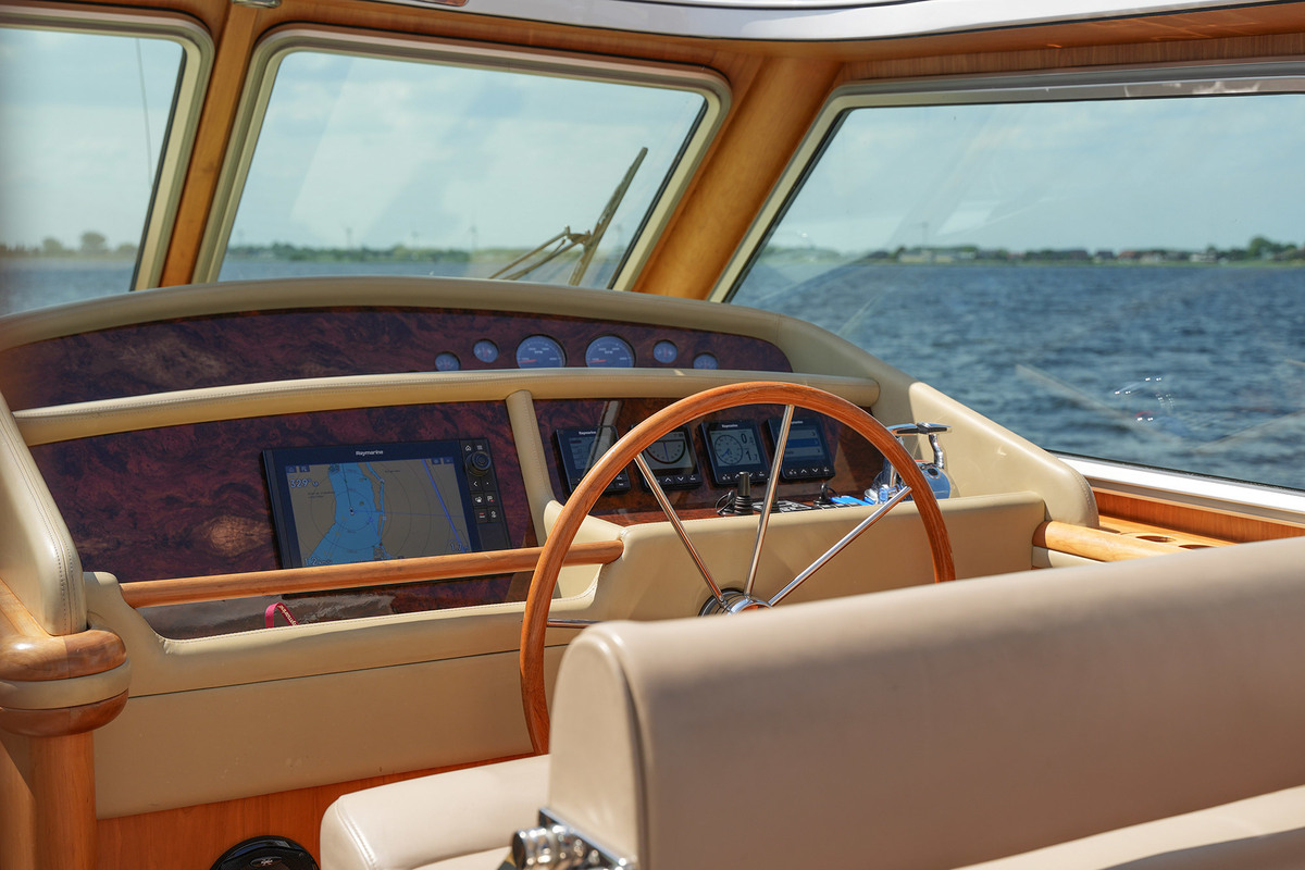 foto: 25 Linssen Grand Sturdy 500 Variotop Mark II