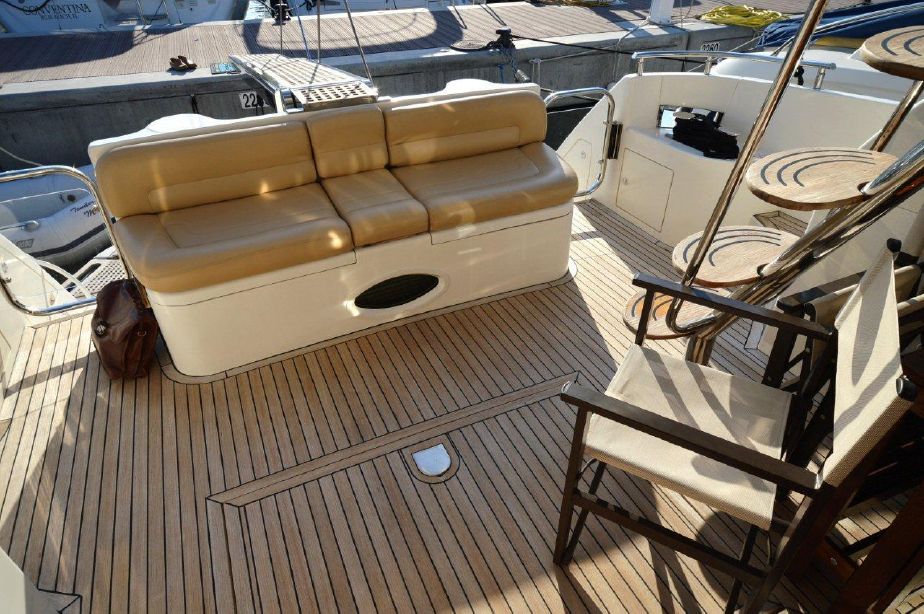 foto: 13 Azimut 52