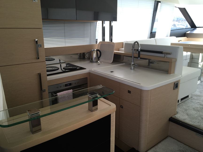 foto: 6 Prestige 500