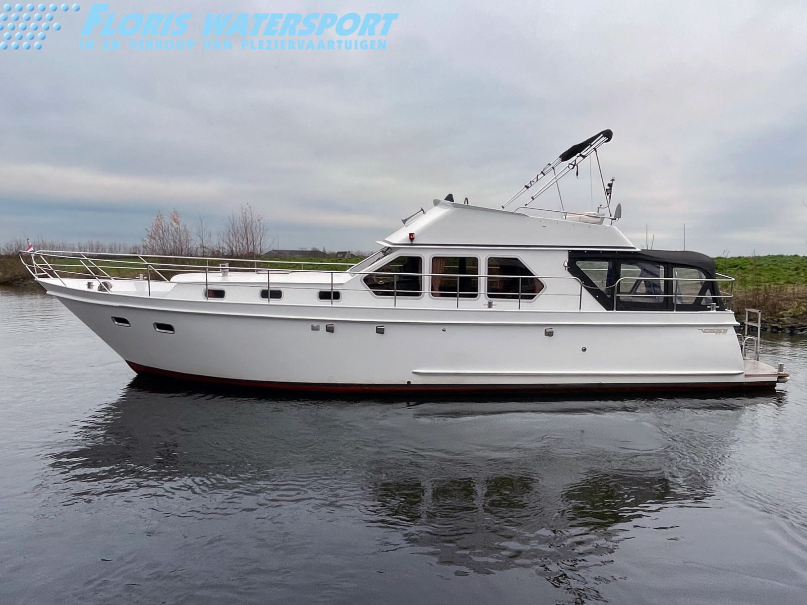 foto: 6 Valkkruiser 1200 Flybridge