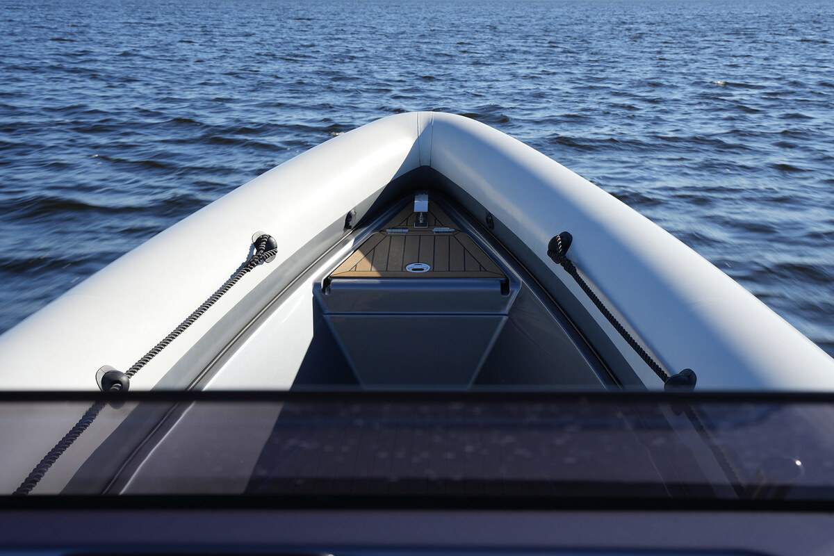 foto: 22 X-Craft R808