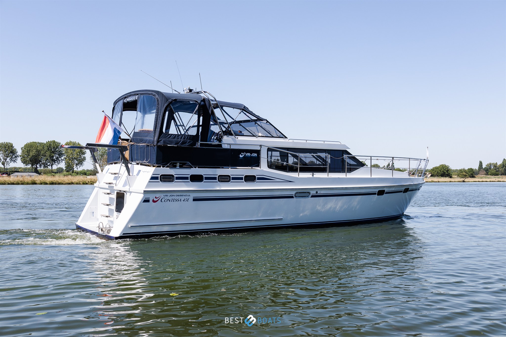 foto: 18 Vri-Jon Contessa 45E