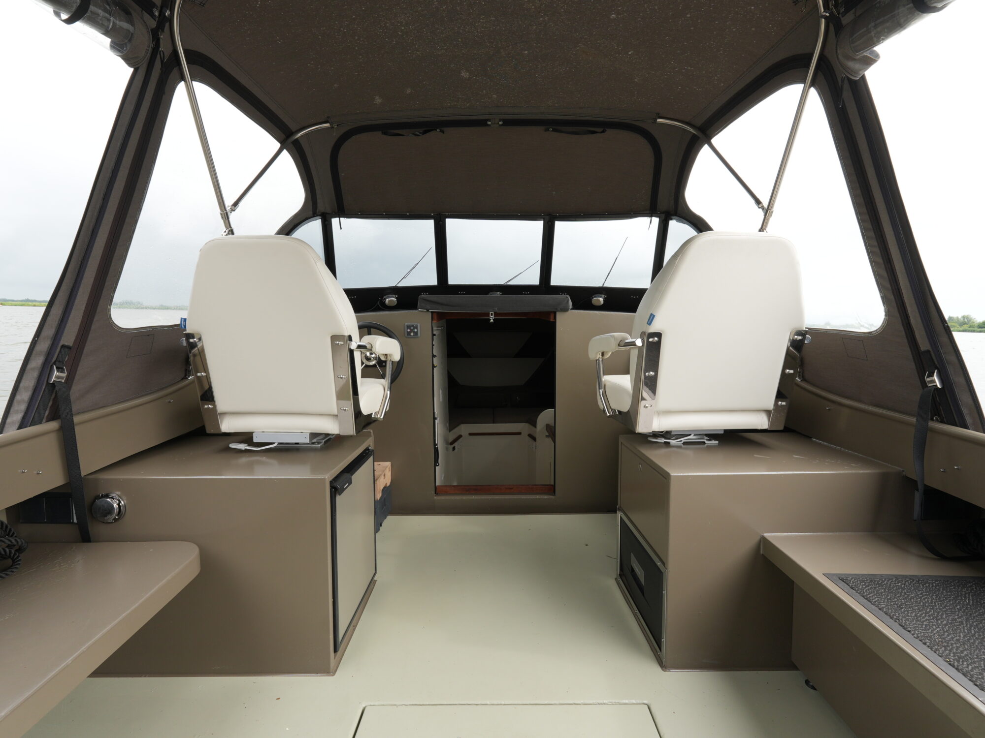 foto: 18 Matez Matez 8.20 OK Cabrio