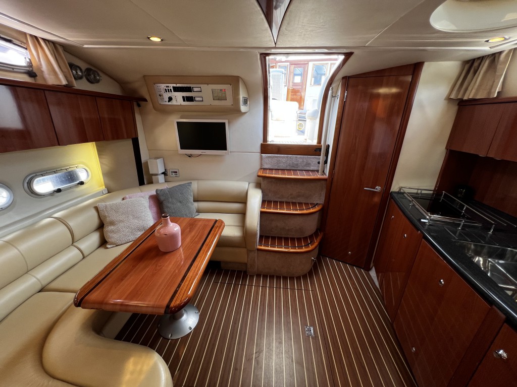 foto: 11 Sealine  S38