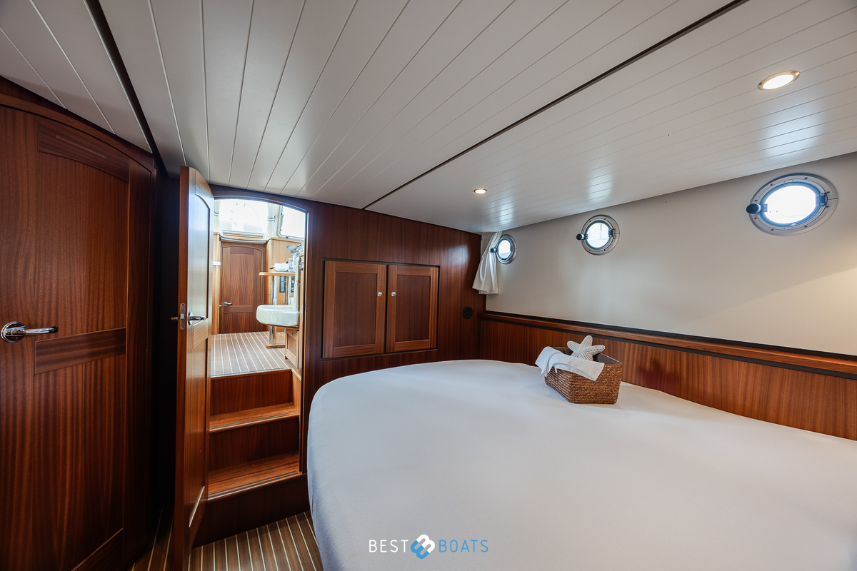 foto: 17 Linssen Classic Sturdy 32 AC