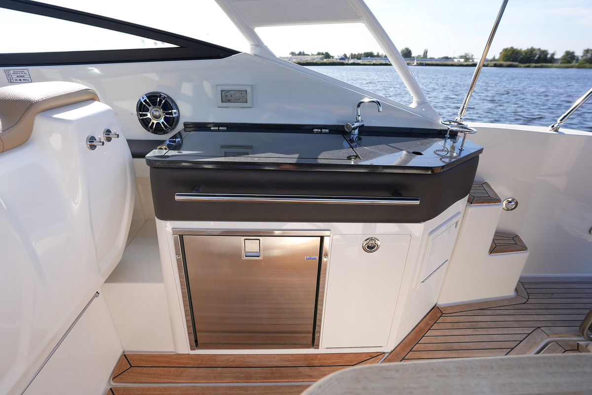 foto: 27 Sea Ray Sundancer 290