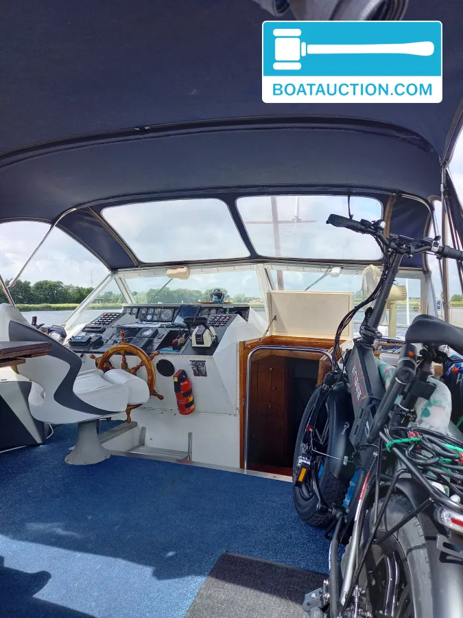 foto: 8 Chris Craft Catalina 35 DC