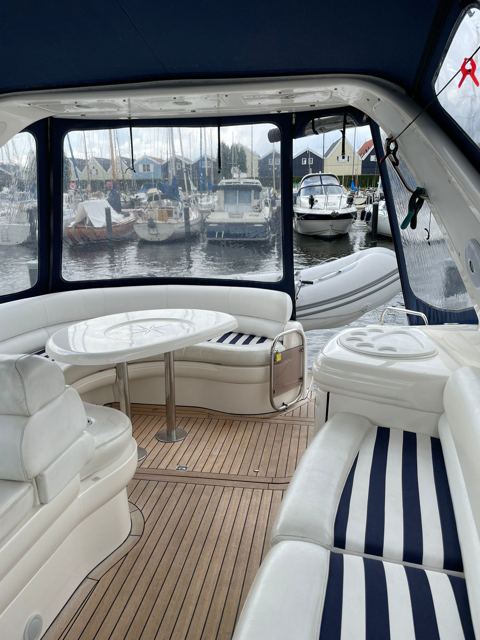 foto: 6 Sealine S37