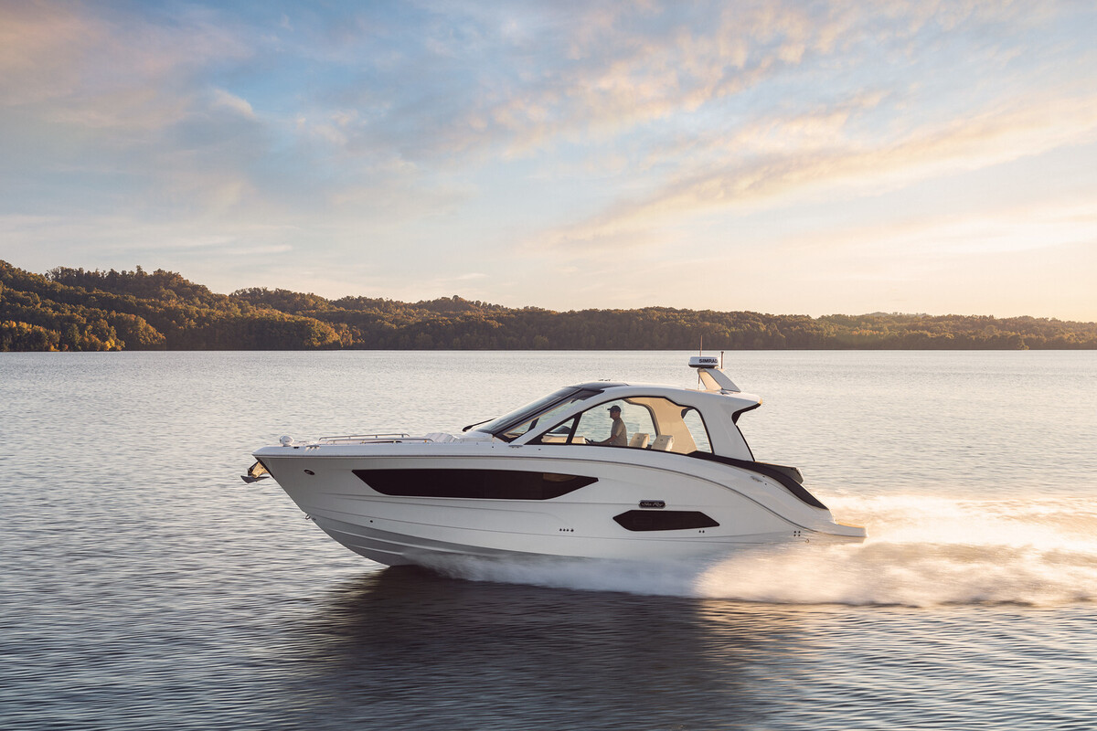 foto: 39 Sea Ray Sundancer 370