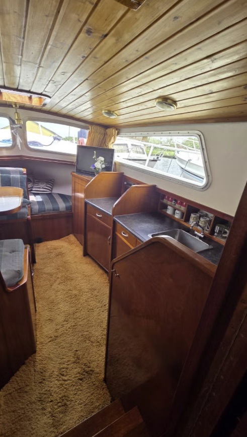 foto: 9 Crown cruiser  9,45