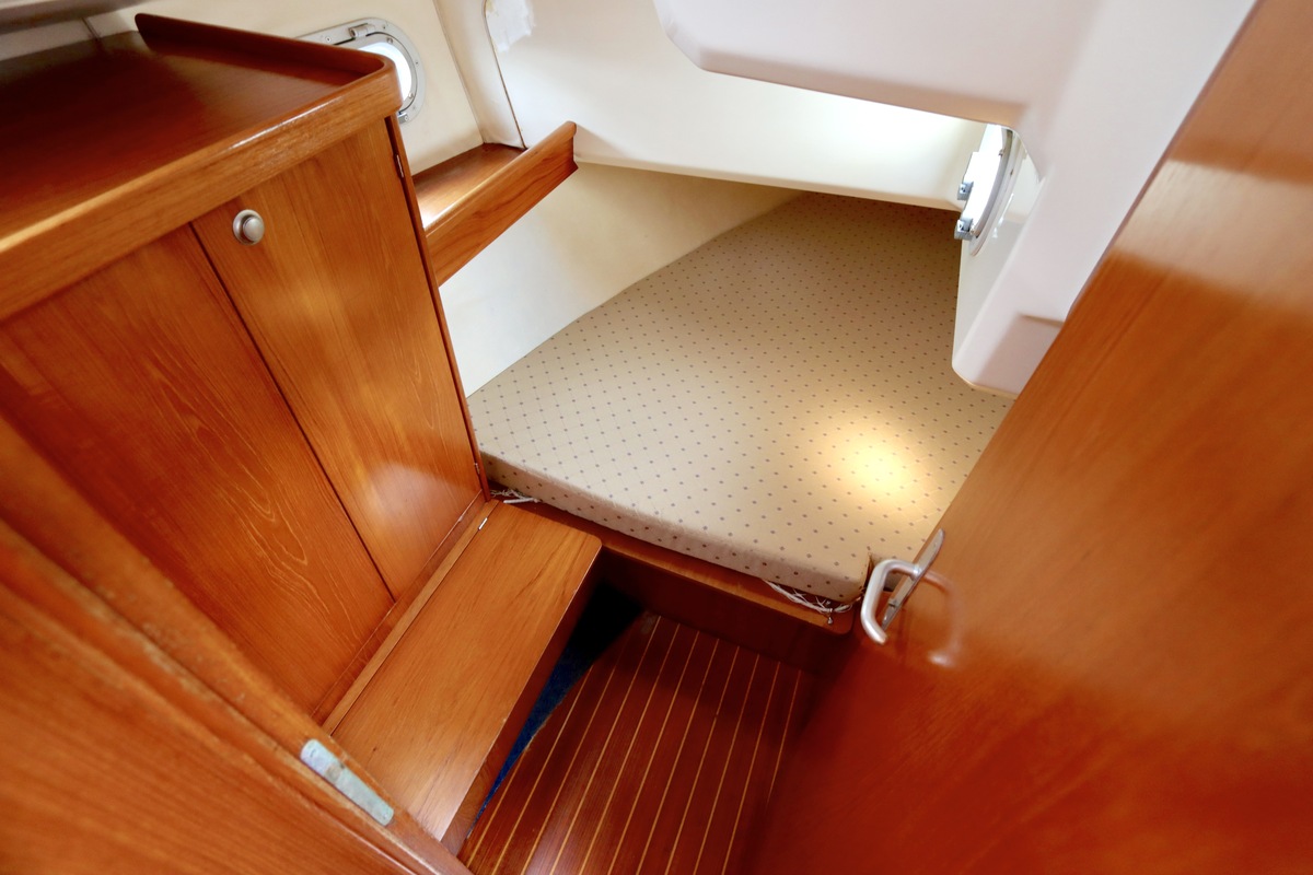 foto: 12 Jeanneau  Sun Odyssey 33 3C