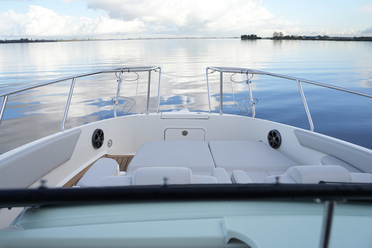 foto: 13 Sea Ray Sundancer 290