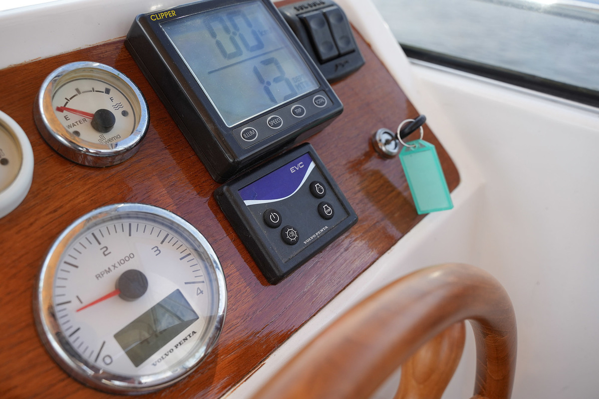 foto: 10 Marex 280