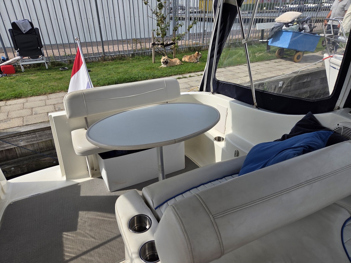 foto: 15 Bayliner 275