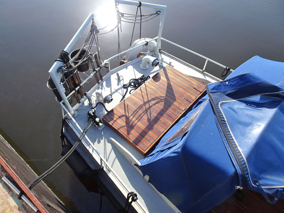 foto: 11 ex Politieboot RP37