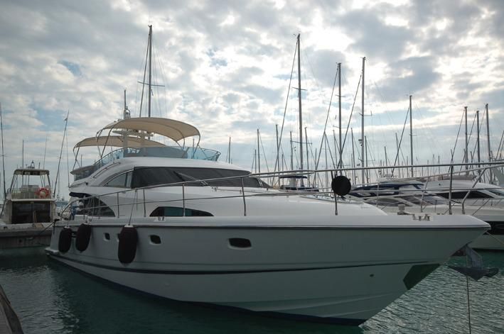 foto: 8 Fairline Squadron 58