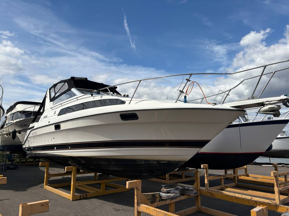 foto: 16 Bayliner 2855 CIERA