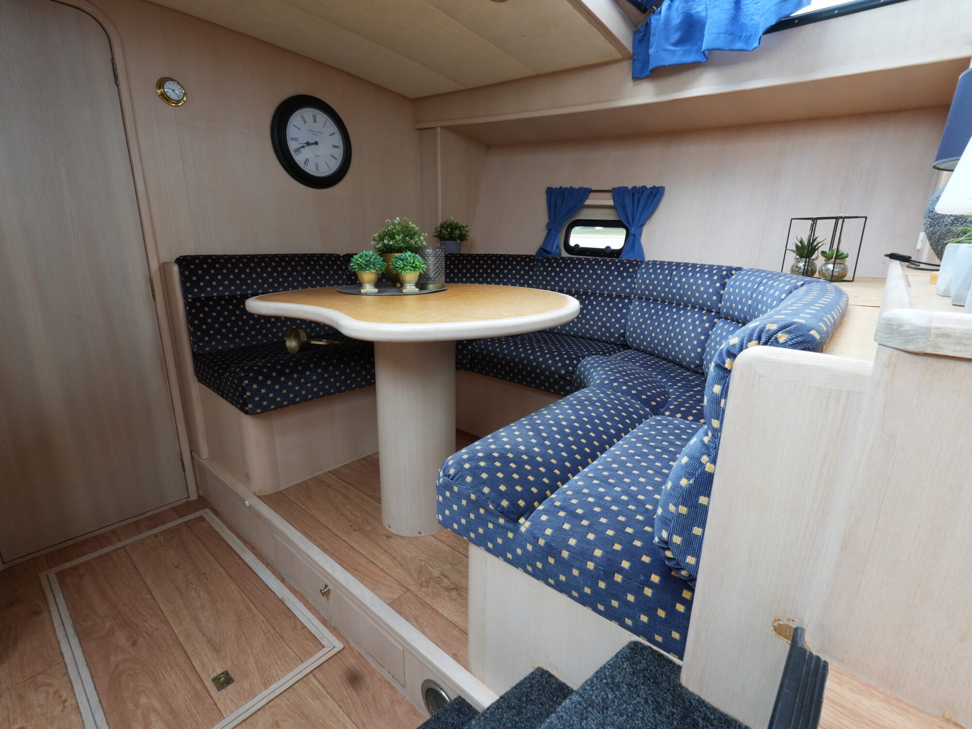 foto: 27 Valkkruiser Valkkruiser Falcon 45 Royal Cabrio