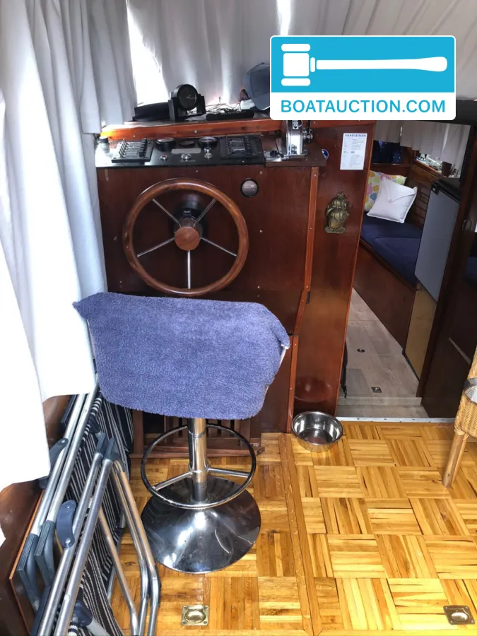foto: 8 Motorboat 960