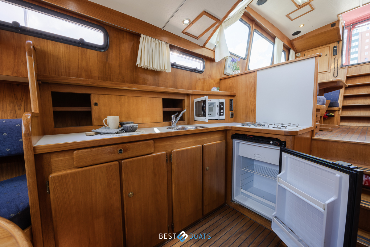 foto: 17 Linssen 37 SE