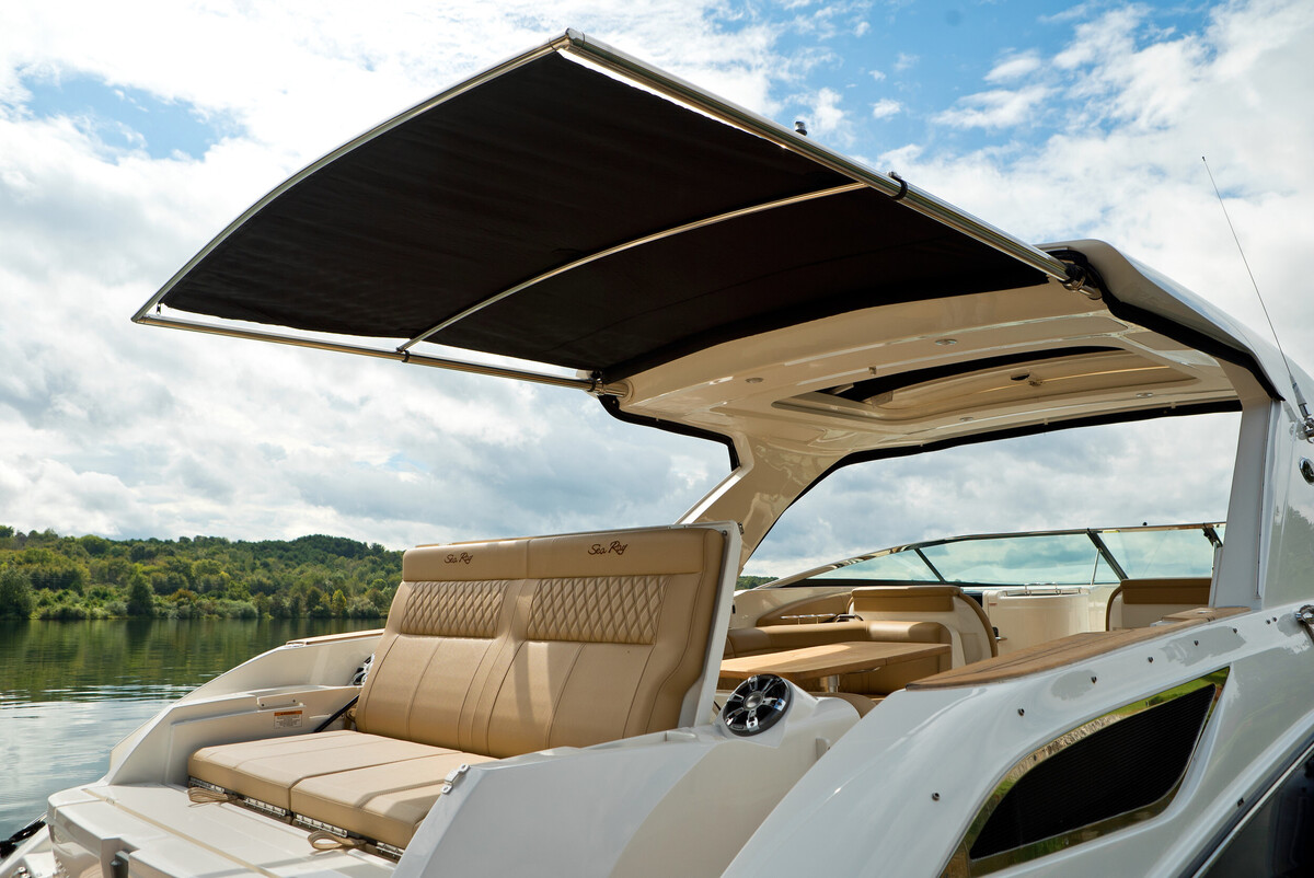 foto: 16 Sea Ray SLX 350