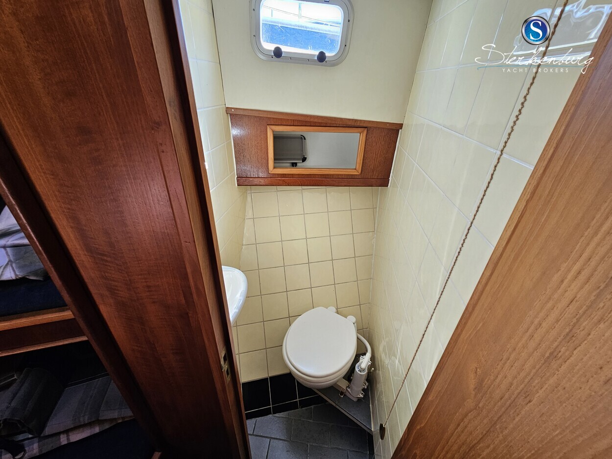 foto: 36 De Ruiter Kotter 1400