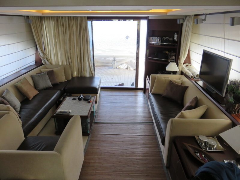 foto: 13 Azimut 75