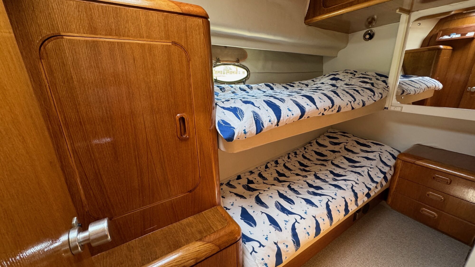 foto: 9 Whitewater Whitewater Wolfe 46 Flybridge