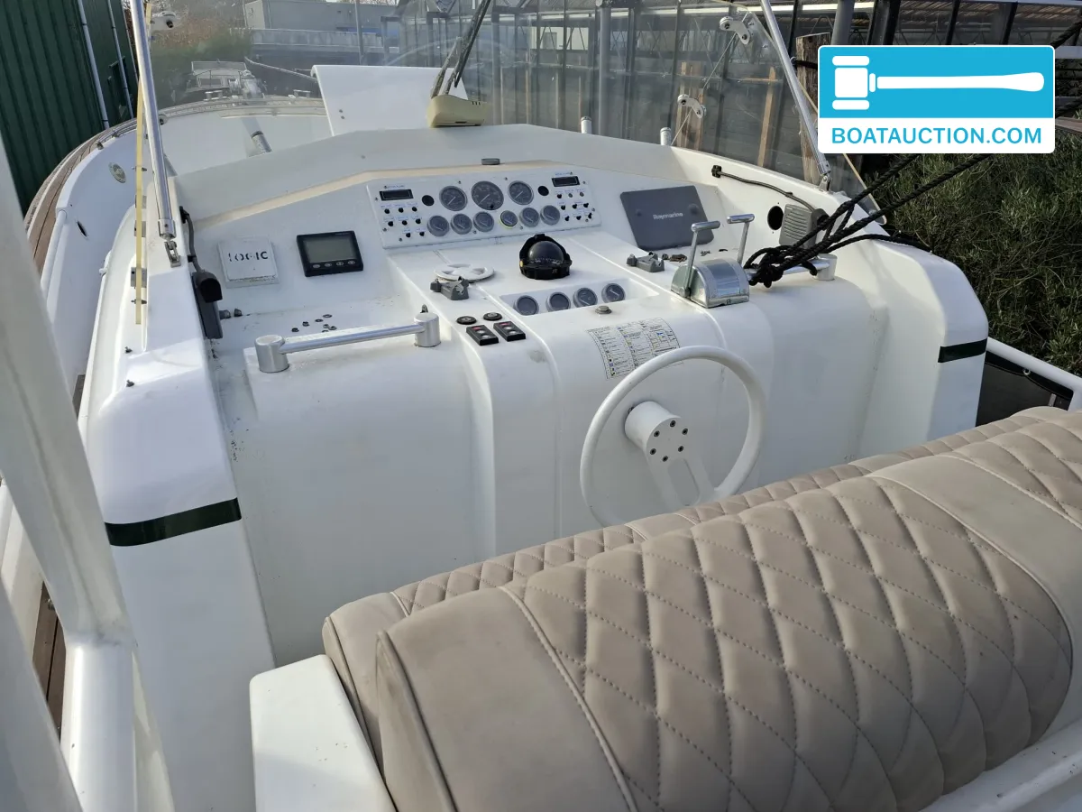 foto: 12 Tecnoyacht Puma 2