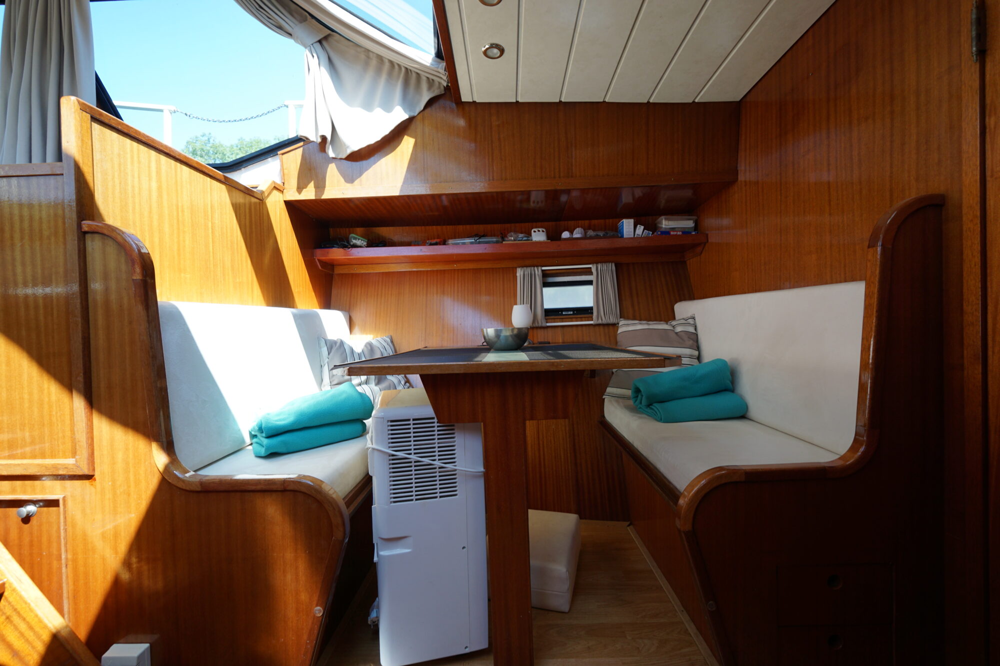 foto: 16 Hemmes Hemmes Kruiser J-Line 11.00 AK Cabrio