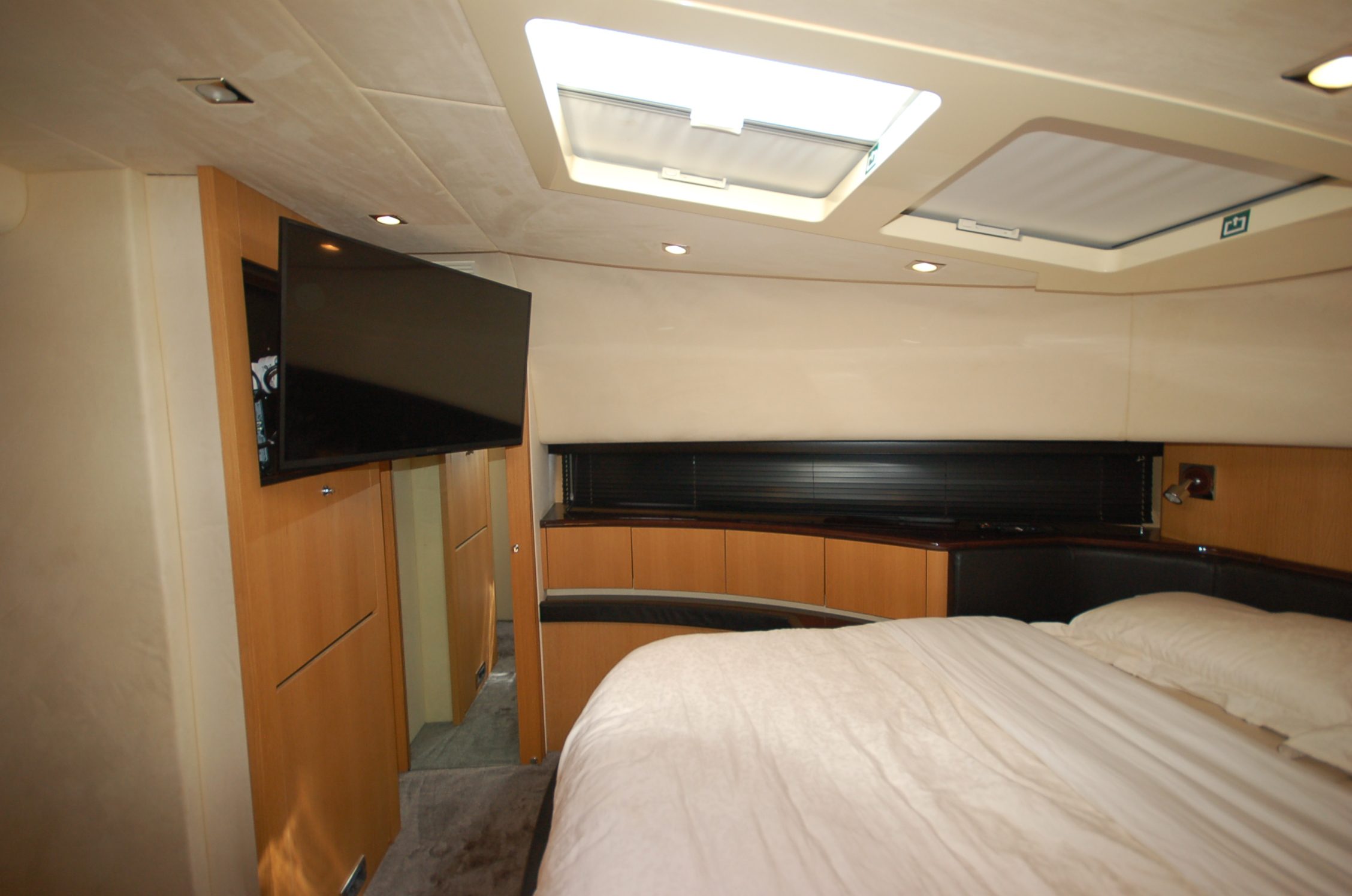 foto: 7 Fairline Squadron 70